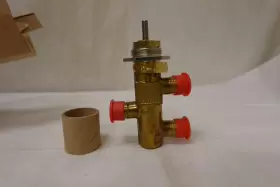 VB-324-0-5-4 INVENSYS Schneider Mixing Valve Flared Cv