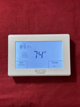 UT32 IO HVAC CONTROLS Touchscreen Thermostat House