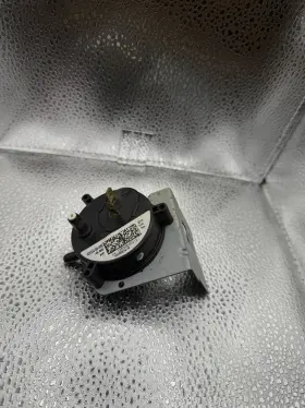 103614-19 LENNOX Pressure Switch
