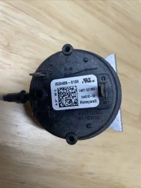 10U94 LENNOX Ducane Armstrong Gas Furnace Pressure Switch #2