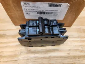 17K70 LENNOX Amp Breaker