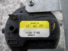 18M6301 LENNOX / HONEYWELL Furnace Dual Pressure Switch #3