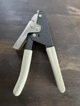 686046552262 MALCO Tie Tensioning Tool