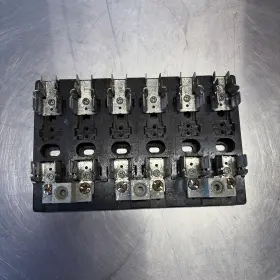 4741106 MARATHON Fuse Block Fuze Slots