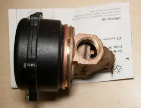 115652 MCDONNELL MILLER Flow Switch Npt Box #3