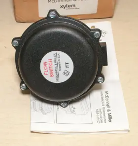 115652 MCDONNELL MILLER Flow Switch Npt Box