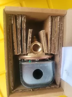 113200 MCDONNELL MILLER Flow Switch #3