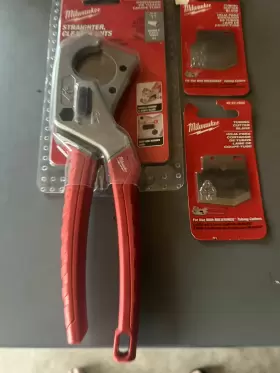 48-22-4204 MILWAUKEE Pex Tubing Cutter Blades #2
