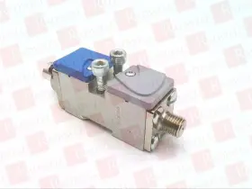 1052927 NORDSON Box