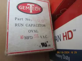 840899101781 PACKARD Titan Motor Capacitor Round #2