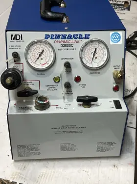 D3000C PINNACLE Dynamic Line Refrigerant Recovery Unit