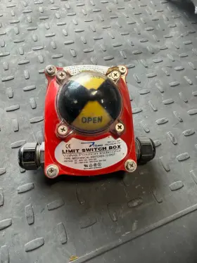 39437243 PRISMO Limit Switch Valve Position Indicator