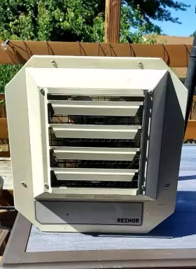 EGBE3AK15HK2BY16 REZNOR Suspended Unit Heater Watts