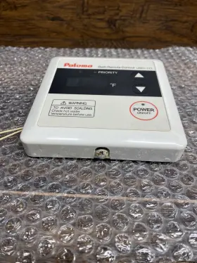 USC1-117 RHEEM/PALOMA Water Heater Bath Remote Control Mount #2