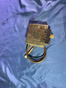 23-5519-3 ROBERTSHAW Nos Pilot Thermostat