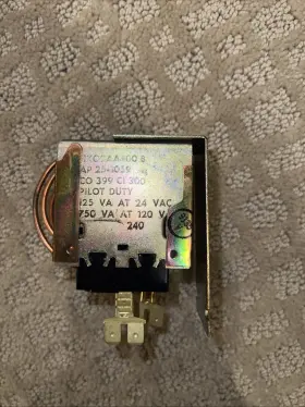 HK02AA400B ROBERTSHAW Pressure Stat Switch Carrier Trane