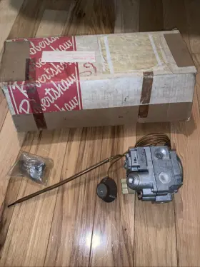 VH700-208 ROBERTSHAW Hydraulic Gas Valve