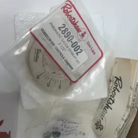 2422-001 SCHNEIDER ELECTRIC Receiver Gauge Verlay Robertshaw #3