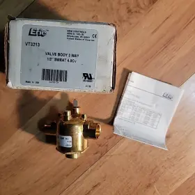 VT3213 SCHNEIDER ELECTRIC Erie Valve Body Sweat