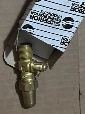 600A-4C SUPERIOR Refrigeration Packed Angle Valve Npt