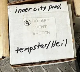 1004697 TEMPSTAR Heil Pressure Switch Box