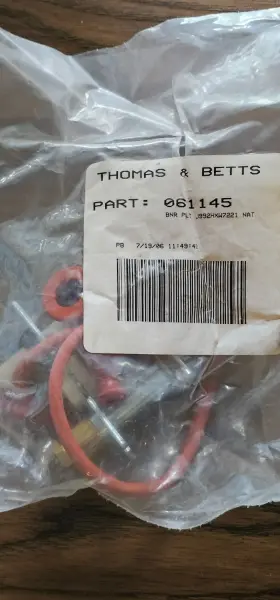 061145 THOMAS AND BETTS Pilot