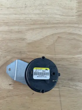 C341825P01 TRANE American Honeywell Air Pressure Switch