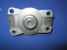 VAL01410 TRANE Valve Cage #2