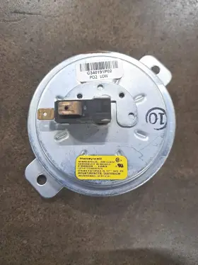 FS6658-1263 TRIDELTA Furnace Air Pressure Switch