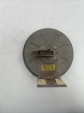 FS7011-1528 TRIDELTA Pressure Switch