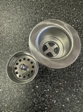 STRAINER1 VAN.LIFE Vanlife Pearl Ms Air Sink Strainer Hole