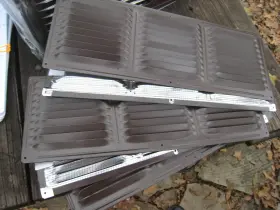 CX66B VENTAMATIC LTD Soffit Vent Screened
