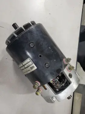 7600084 WARFIELD ELECTRIC Motor Front Endbell Gear