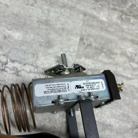 202-0-4-17 WATLOW Bulb Thermostat #2