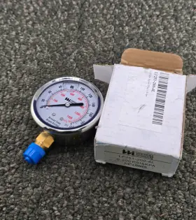 LF251-200-4L WEISS Lower Mount Kpa Filled Gauge