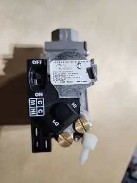 EF33CW204 WHITE RODGERS Gas Valve Carrier Bryant Payne #2
