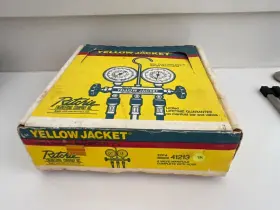 41213 YELLOW JACKET Charging Manifold