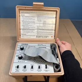 025-25980 YORK Air Pump Conditioning Heat Service Analyzer