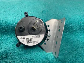 024-25006-706 YORK COLEMAN LUXAIRE Air Pressure Switch Mpl Wc