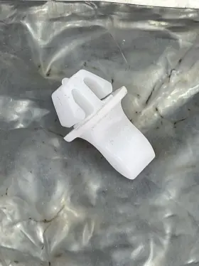 S1-02118364000 YORK Furnace Door Strike Fastener