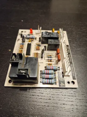 S1-031-03498-001 YORK Demand Defrost Control Board #2