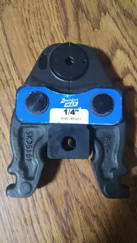 19KN-87411 ZOOMLOCK Jaws