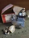 Robertshaw VH700-400, Combination Gas Valve Uni-Kit Model NOS