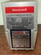 USED HONEYWELL V4055D1001 FLUID POWER GAS VALVE  S1