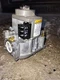 Weil McLain 381-356-532 oem gas valve . VR8204A2019