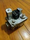White-Rodgers 36E52-209 Furnace Gas Valve 39L9301  36E52 209 used